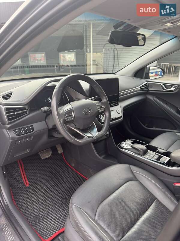 Хетчбек Hyundai Ioniq 2019 в Бучачі