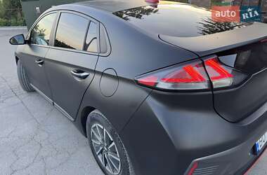 Лифтбек Hyundai Ioniq 2019 в 