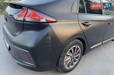 Лифтбек Hyundai Ioniq 2019 в 