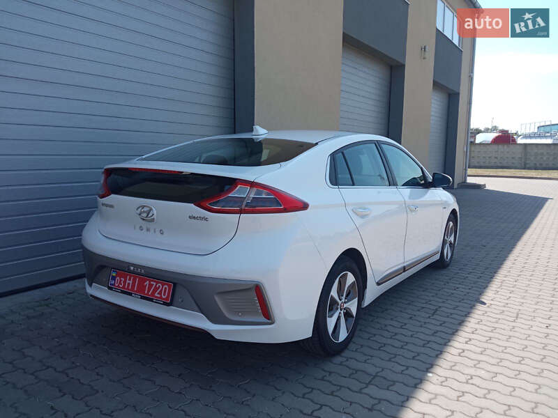 Хетчбек Hyundai Ioniq 2017 в Радехові