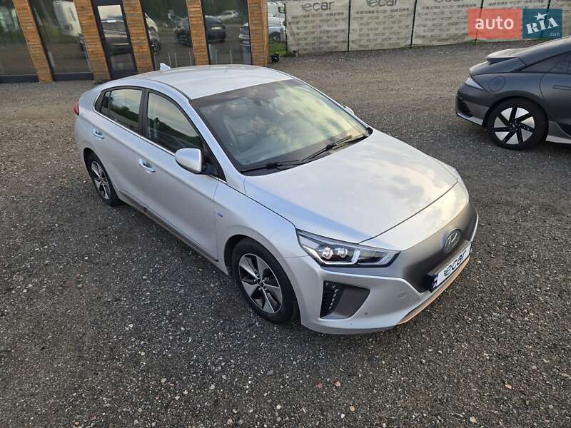 Ліфтбек Hyundai Ioniq 2019 в Києві