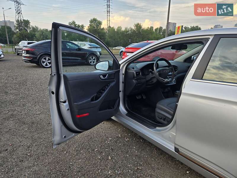 Ліфтбек Hyundai Ioniq 2019 в Києві