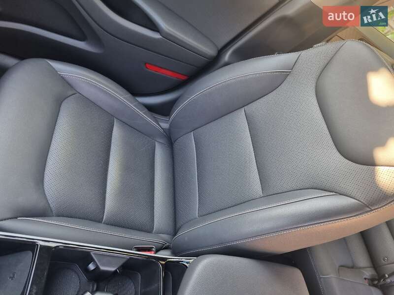 Хетчбек Hyundai Ioniq 2017 в Коростені