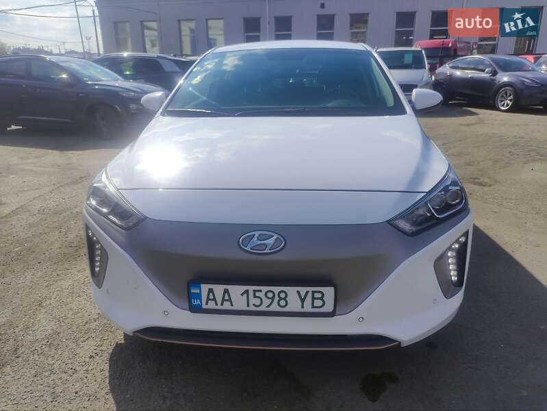 Ліфтбек Hyundai Ioniq 2019 в Києві