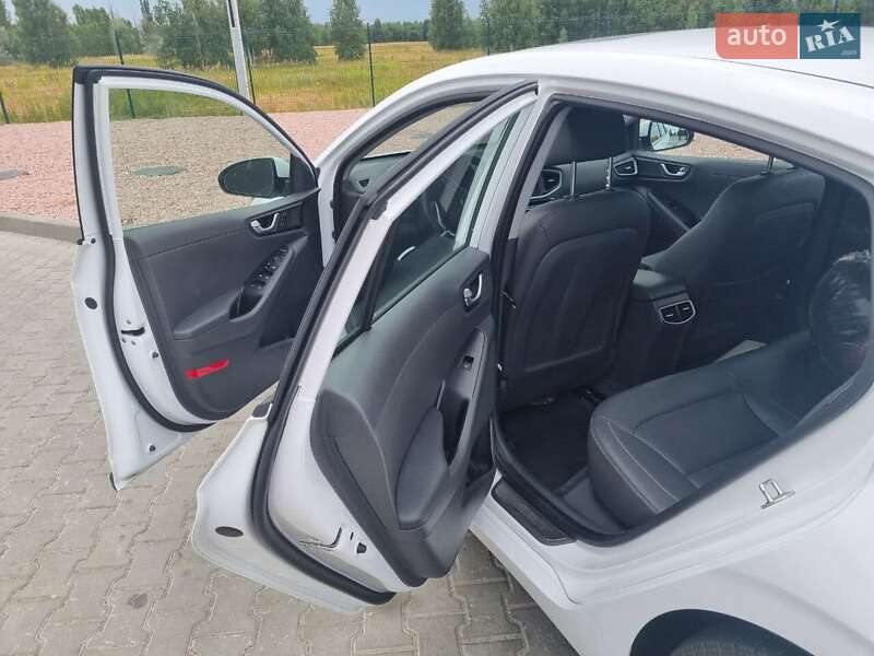 Хетчбек Hyundai Ioniq 2017 в Коростені