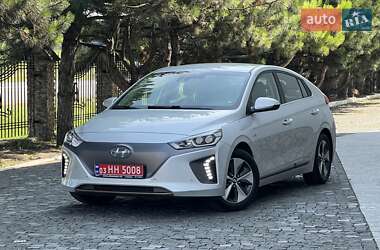 Хэтчбек Hyundai Ioniq 2018 в 