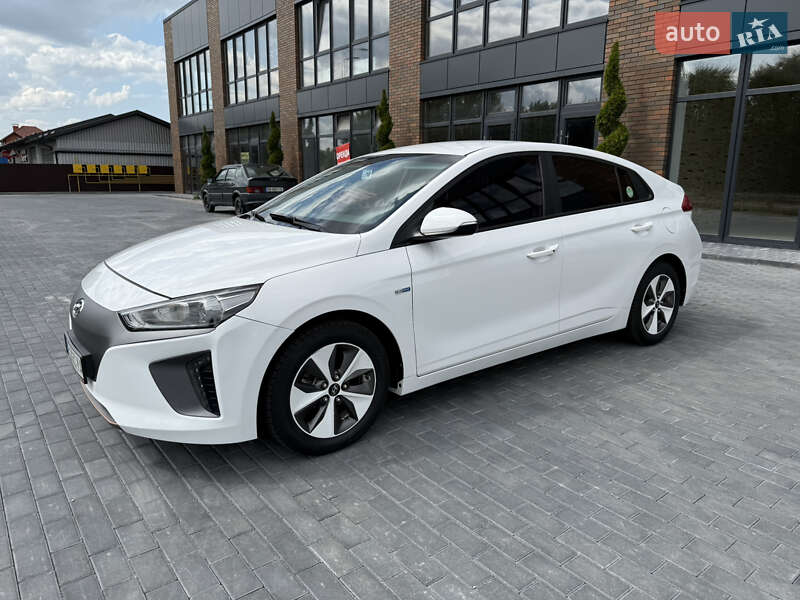 Хетчбек Hyundai Ioniq 2017 в Вінниці