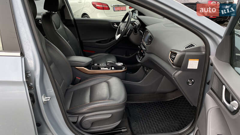Хетчбек Hyundai Ioniq 2017 в Луцьку