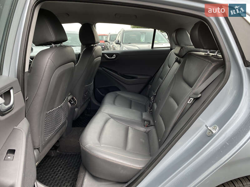 Хетчбек Hyundai Ioniq 2017 в Луцьку