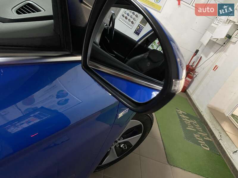 Хетчбек Hyundai Ioniq 2017 в Вінниці