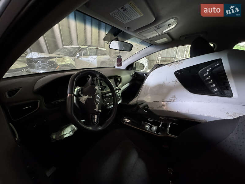 Ліфтбек Hyundai Ioniq 2019 в Києві