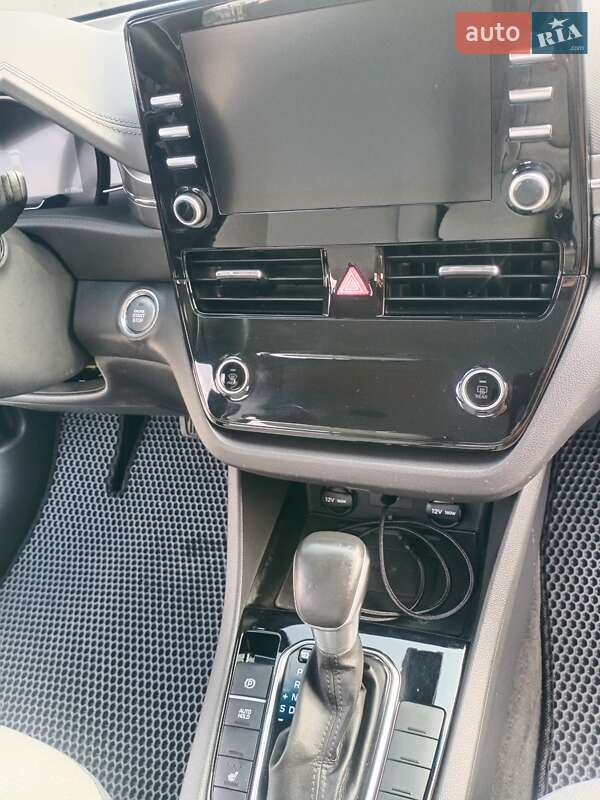 Ліфтбек Hyundai Ioniq 2021 в Києві