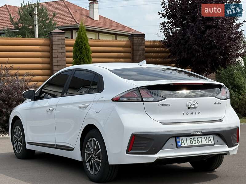 Ліфтбек Hyundai Ioniq 2021 в Києві