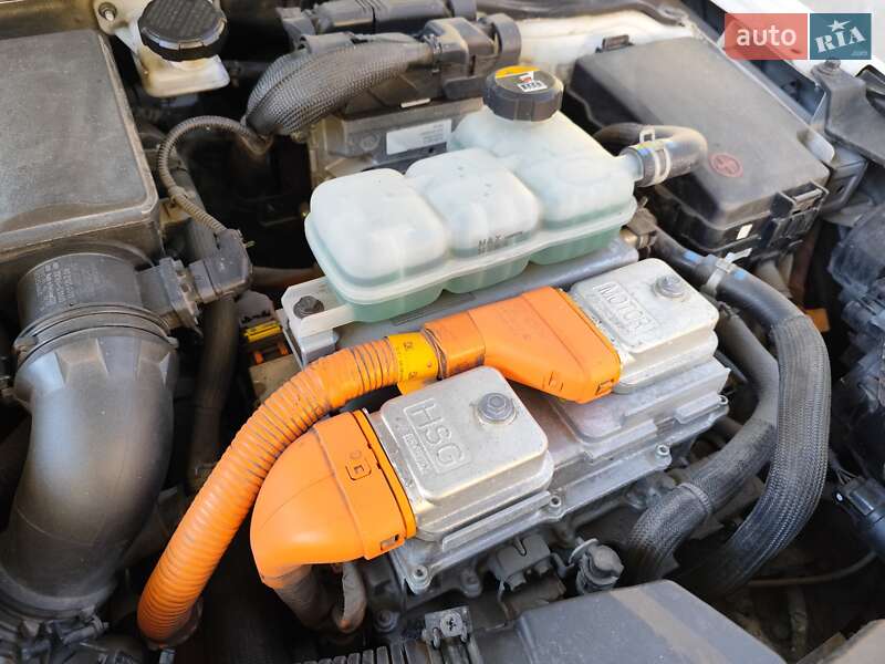 Хэтчбек Hyundai Ioniq 2018 в Умани фото 18 Хэтчбек Hyundai Ioniq 2018 в Умани