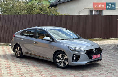 Лифтбек Hyundai Ioniq 2019 в Ровно