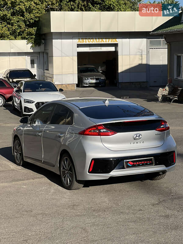 Хэтчбек Hyundai Ioniq 2018 в Одессе