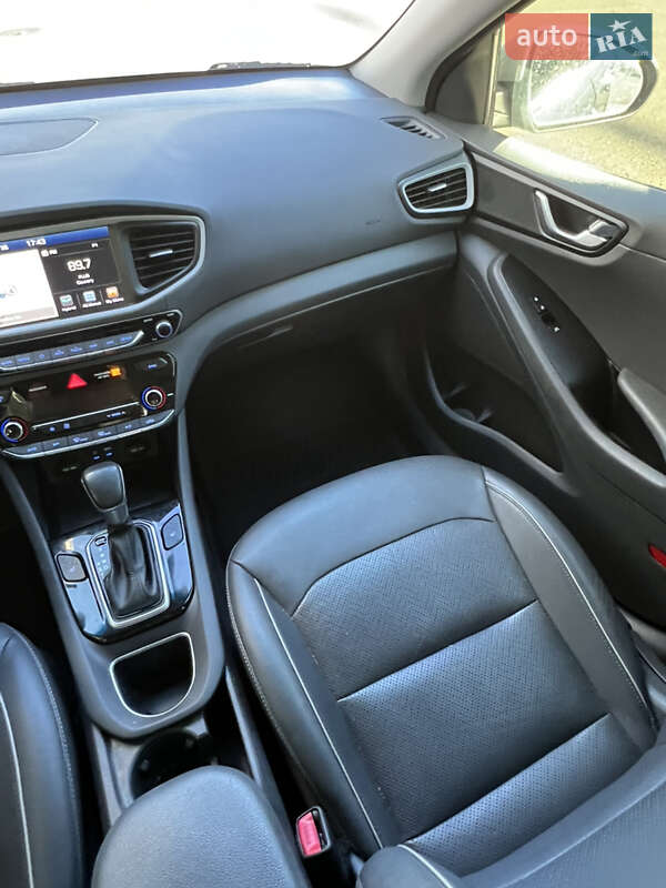 Хэтчбек Hyundai Ioniq 2018 в Одессе