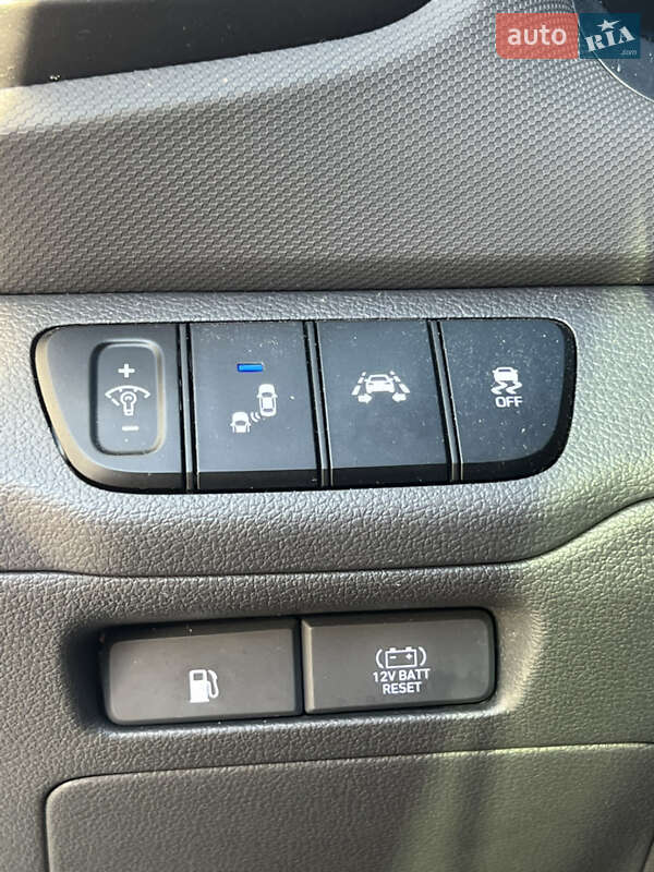 Хэтчбек Hyundai Ioniq 2018 в Одессе