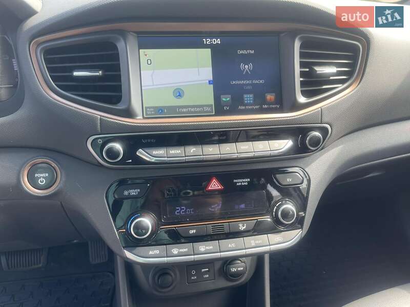 Хэтчбек Hyundai Ioniq 2017 в Киеве