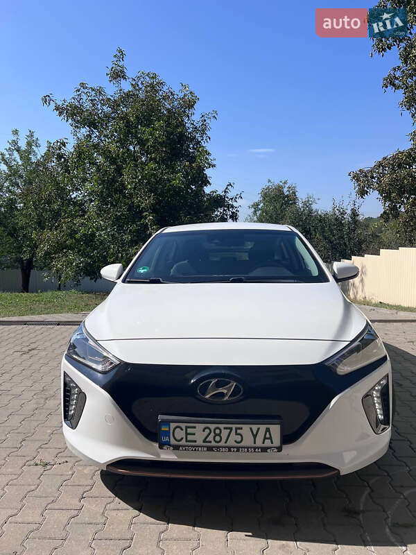 Ліфтбек Hyundai Ioniq 2019 в Чернівцях