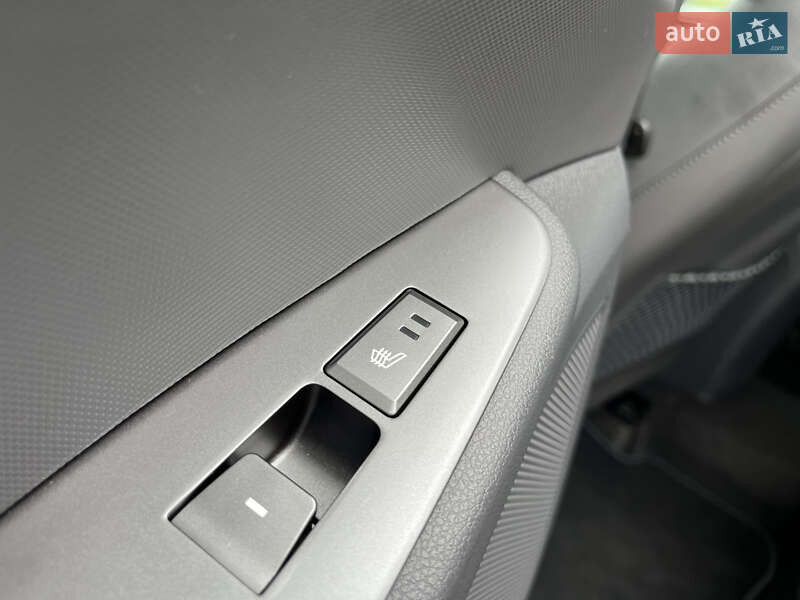 Ліфтбек Hyundai Ioniq 2020 в Львові