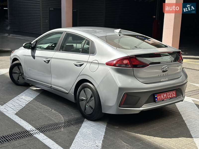 Ліфтбек Hyundai Ioniq 2020 в Києві