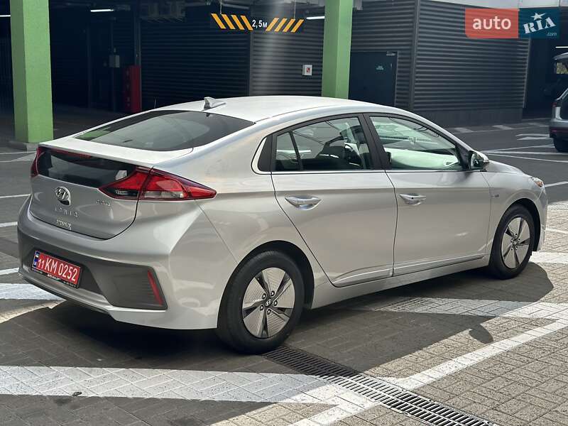 Ліфтбек Hyundai Ioniq 2020 в Києві