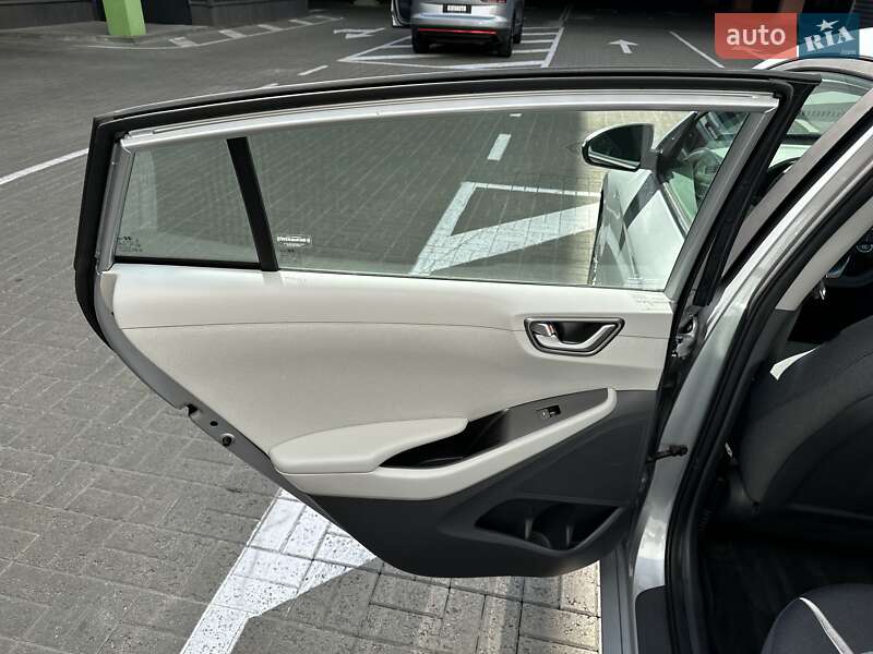 Ліфтбек Hyundai Ioniq 2020 в Києві