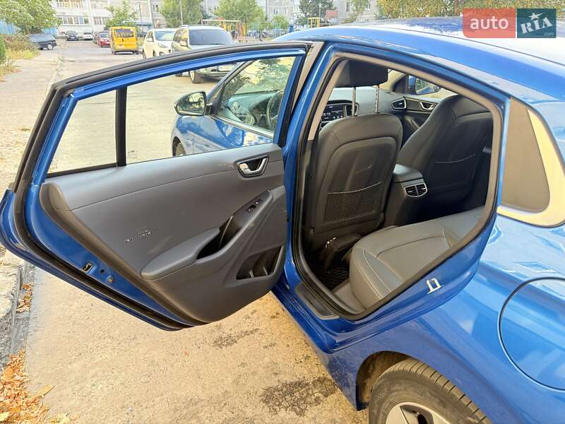 Хетчбек Hyundai Ioniq 2018 в Вараші