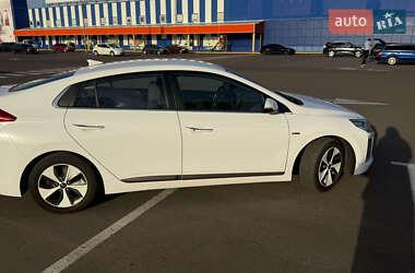 Хэтчбек Hyundai Ioniq 2018 в Нововолынске