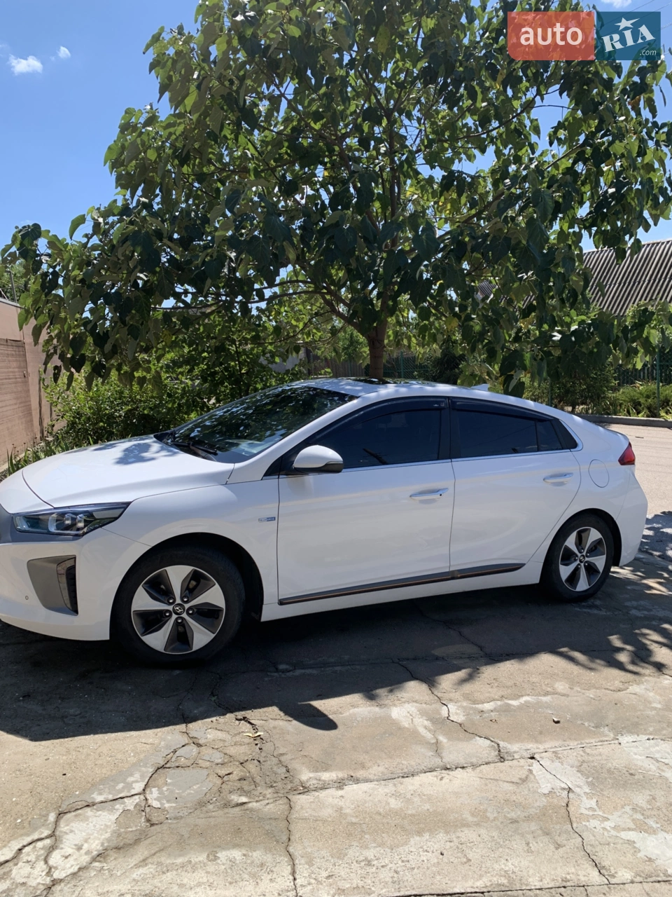 2017 Hyundai IONIQ - мініатюра 16
