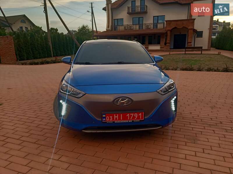 Хетчбек Hyundai Ioniq 2017 в Івано-Франківську