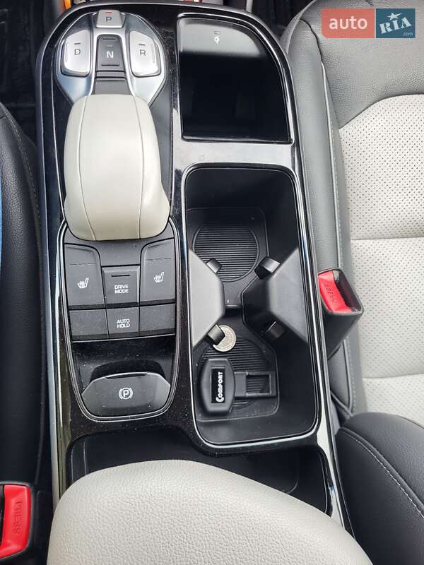 Лифтбек Hyundai Ioniq 2020 в Львове