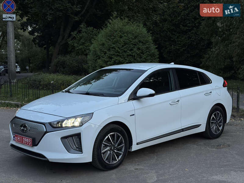 Лифтбек Hyundai Ioniq 2020 в Киеве фото 7 Лифтбек Hyundai Ioniq 2020 в Киеве