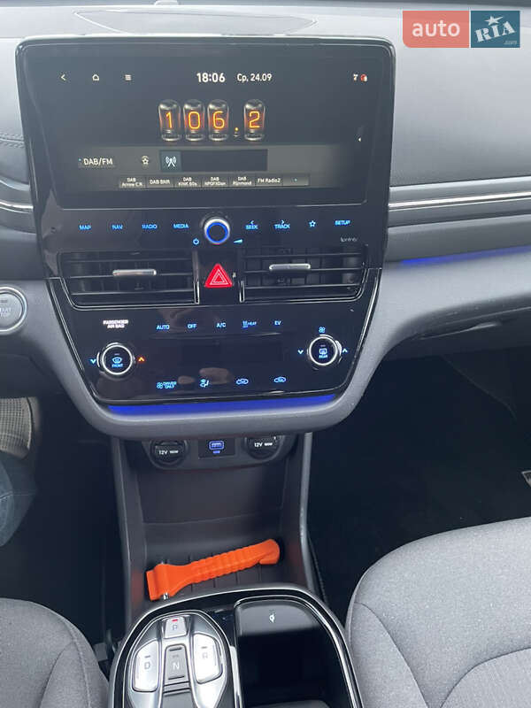 Лифтбек Hyundai Ioniq 2020 в Кропивницком фото 20 Лифтбек Hyundai Ioniq 2020 в Кропивницком