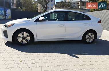 Ліфтбек Hyundai Ioniq 2021 в Тернополі