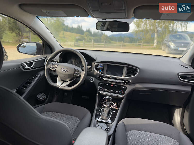 Хетчбек Hyundai Ioniq 2017 в Вінниці