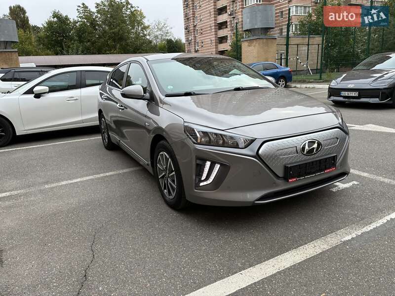 Ліфтбек Hyundai Ioniq 2020 в Києві