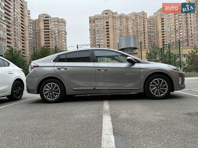 Ліфтбек Hyundai Ioniq 2020 в Києві