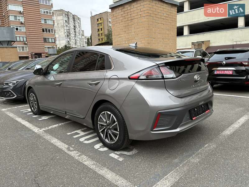 Ліфтбек Hyundai Ioniq 2020 в Києві