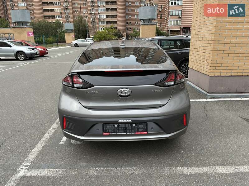 Ліфтбек Hyundai Ioniq 2020 в Києві