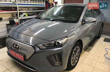 Лифтбек Hyundai Ioniq 2021 в Житомире