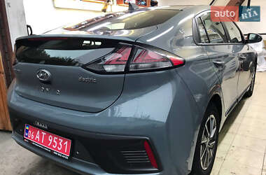 Лифтбек Hyundai Ioniq 2021 в 