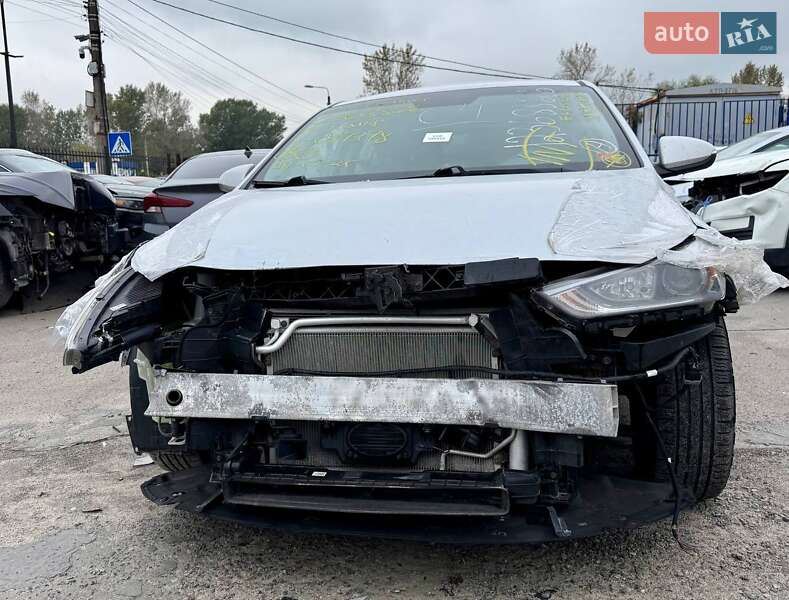 Hyundai Ioniq 2019