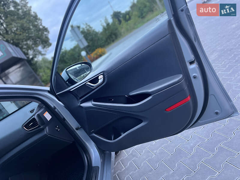 Хетчбек Hyundai Ioniq 2016 в Володимирі