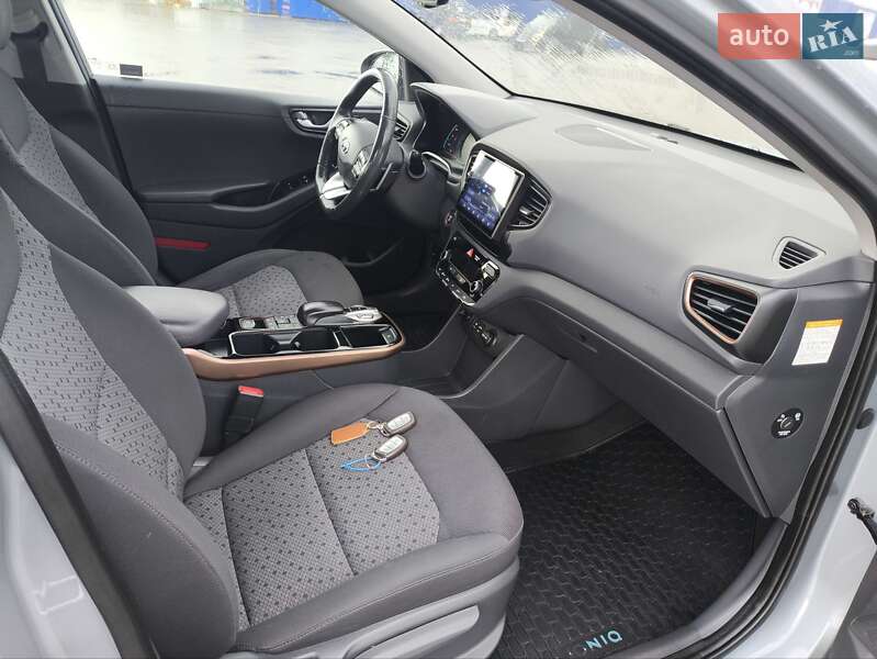 Хэтчбек Hyundai Ioniq 2017 в Ковеле