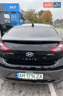 Хэтчбек Hyundai Ioniq 2018 в Житомире