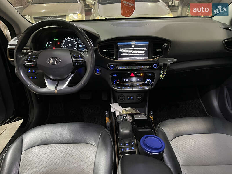 Хэтчбек Hyundai Ioniq 2017 в Житомире