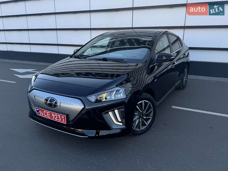 Хэтчбек Hyundai Ioniq 2019 в Киеве