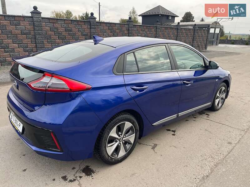 Хэтчбек Hyundai Ioniq 2018 в Ровно